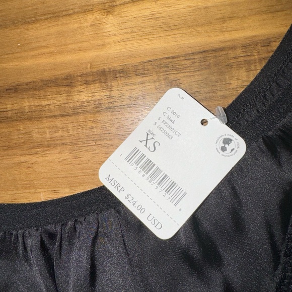 NWT Free people high cut lace thong - Picture 4 of 5